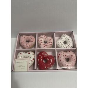 Set Of 6 Cupcakes and Cashmere Valentines Day Heart Ceramic Candy Donuts NIB